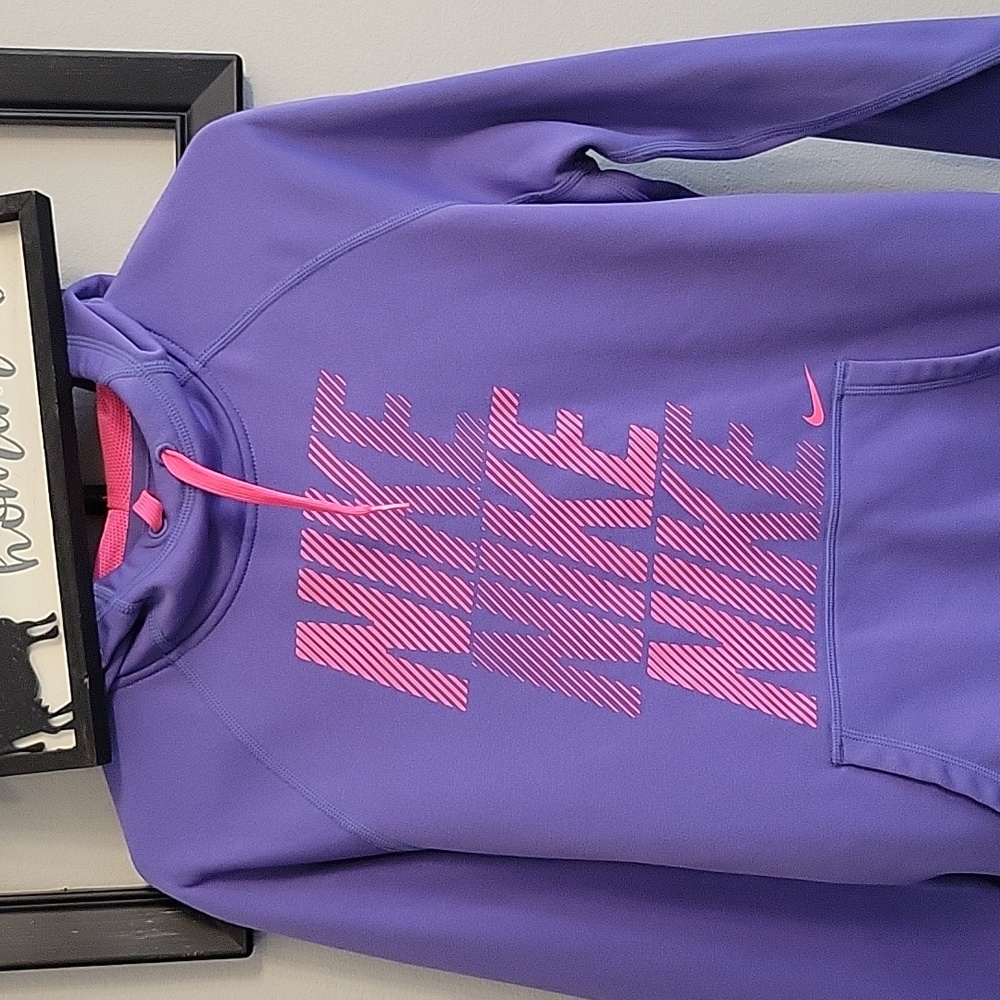 NIKE sweater
